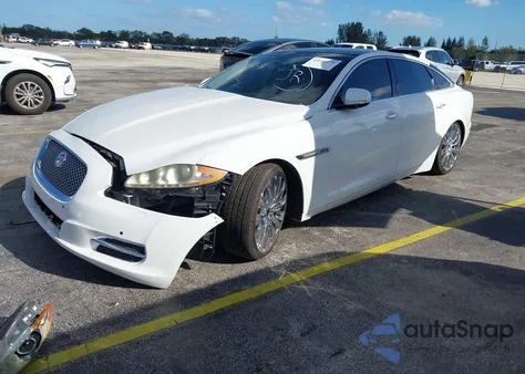 2014 Jaguar Xj Xjl Portfolio z USA, uszkodzony, nr VIN SAJWA2GZ6E8V61725